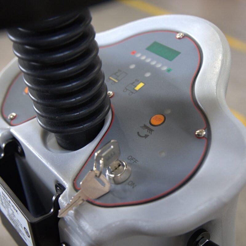 Nilfisk Ride-on Scrubber Dryer 850R NIL | Robust Ride-On Scrubber Dryer for Demanding Spaces