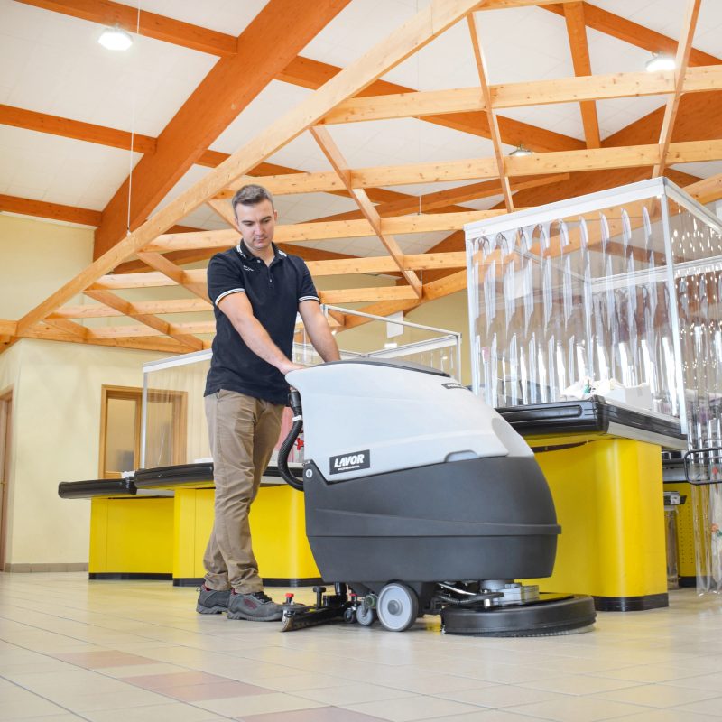 Ultimate Lavor Free Evo 50 BT Scrubber Dryer | Superior Cleaning Power for Demanding Floors