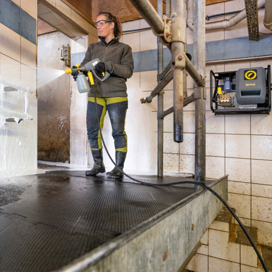 Karcher HD 7/13-4 M ST Classic Fixed High Pressure Cleaner | Reliable Power for Tough Cleaning Jobs