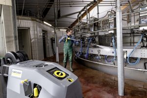 Karcher HDS 10/21-4 M Industrial Hot Water Pressure Cleaner