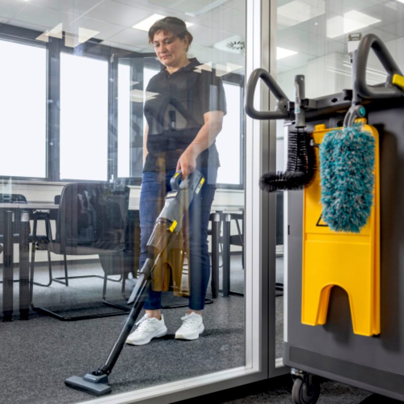 Karcher LVS 1/1 Bp Cordless Vacuum Cleaner | Powerful Suction, Bagless Design, 18 V Battery Platform, Spot Cleaning