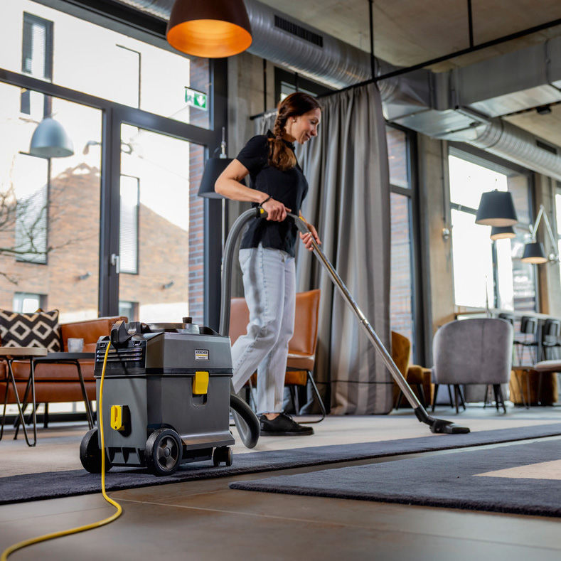 Karcher T 15/1 Dry Vacuum Cleaner | Ultra-Quiet Operation, 15L Capacity, Powerful Suction for Professional Cleaning