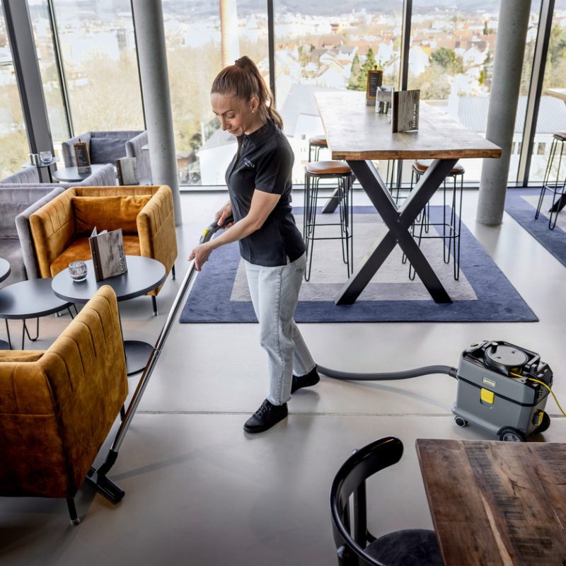 Karcher T 15/1 Dry Vacuum Cleaner | Ultra-Quiet Operation, 15L Capacity, Powerful Suction for Professional Cleaning