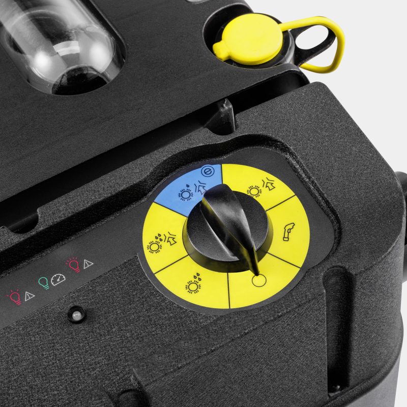 Karcher BRC 40/34 C Carpet Cleaning Machine | Spray Extraction, Low Residual Moisture & EASY Operation